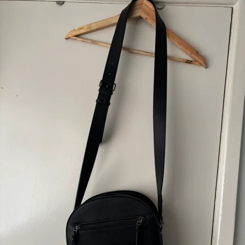 Black Leather Men's Crossbody Bag